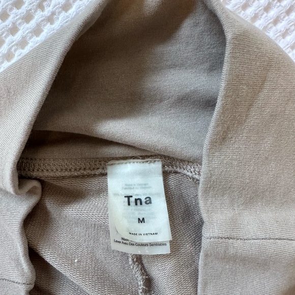TNA Modern Taupe Leggings - Picture 4 of 7